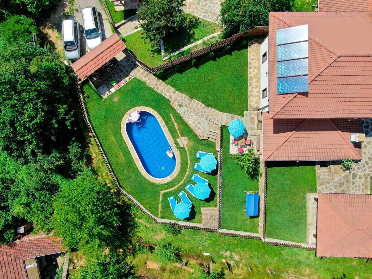 House Maya Trjawna Exterior foto