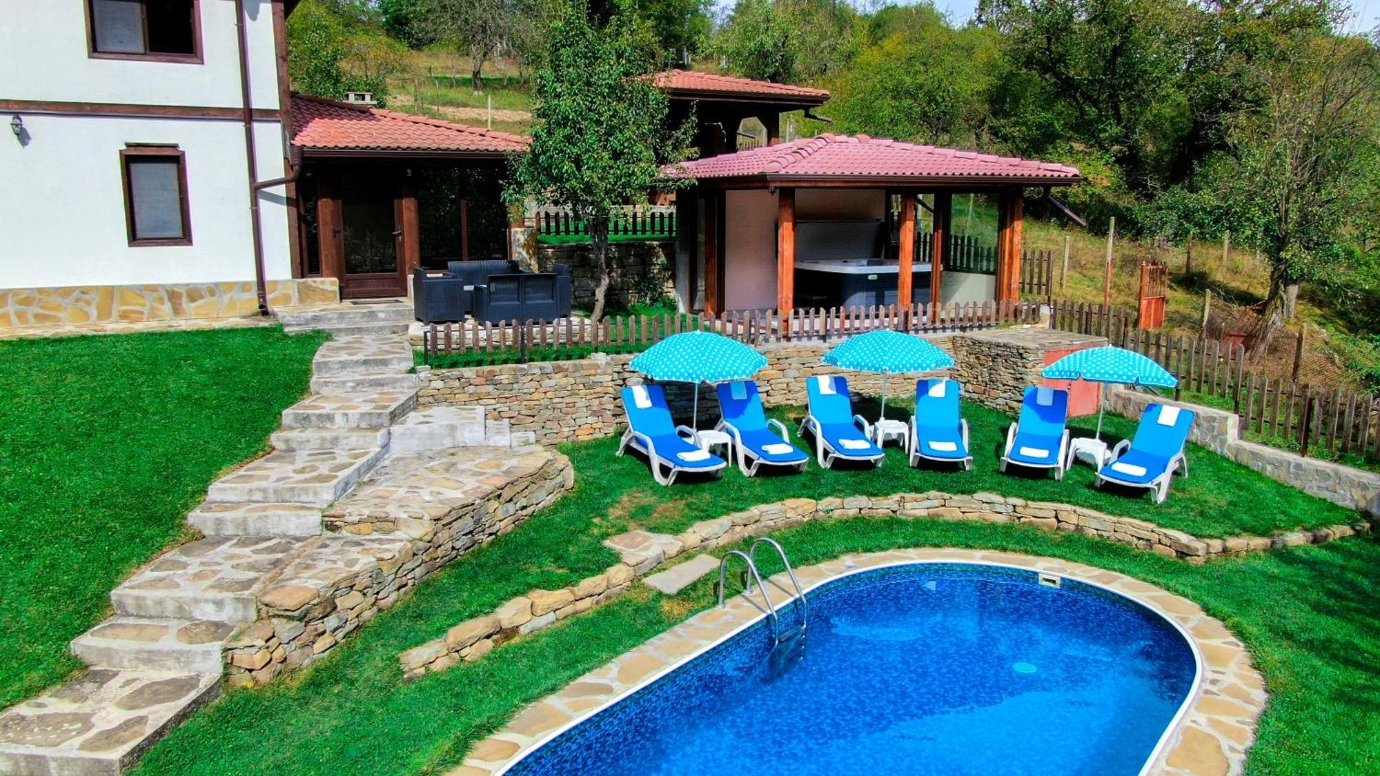 House Maya Trjawna Exterior foto